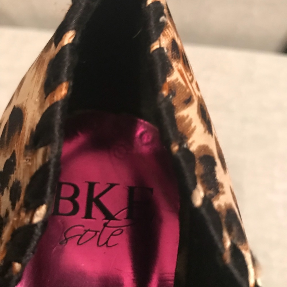 BKE Leopard/Cheetah open toe high heels - Picture 7 of 8